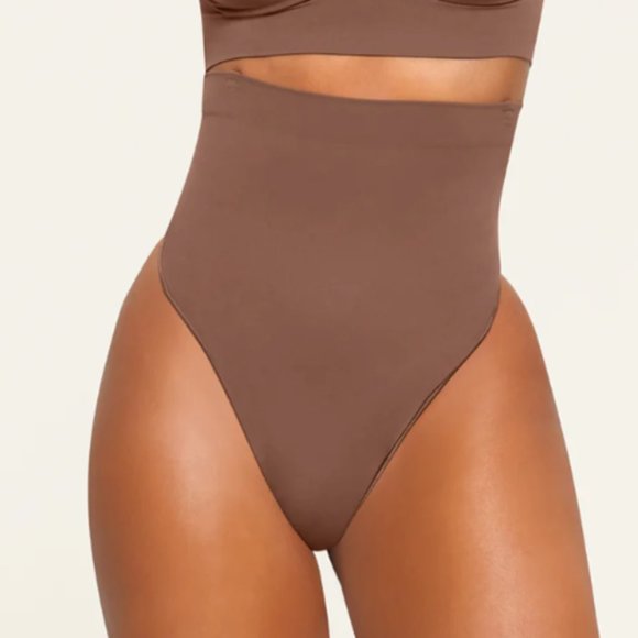 SKIMS POWER MESH HIGH WAIST THONG - NWT - Picture 3 of 15